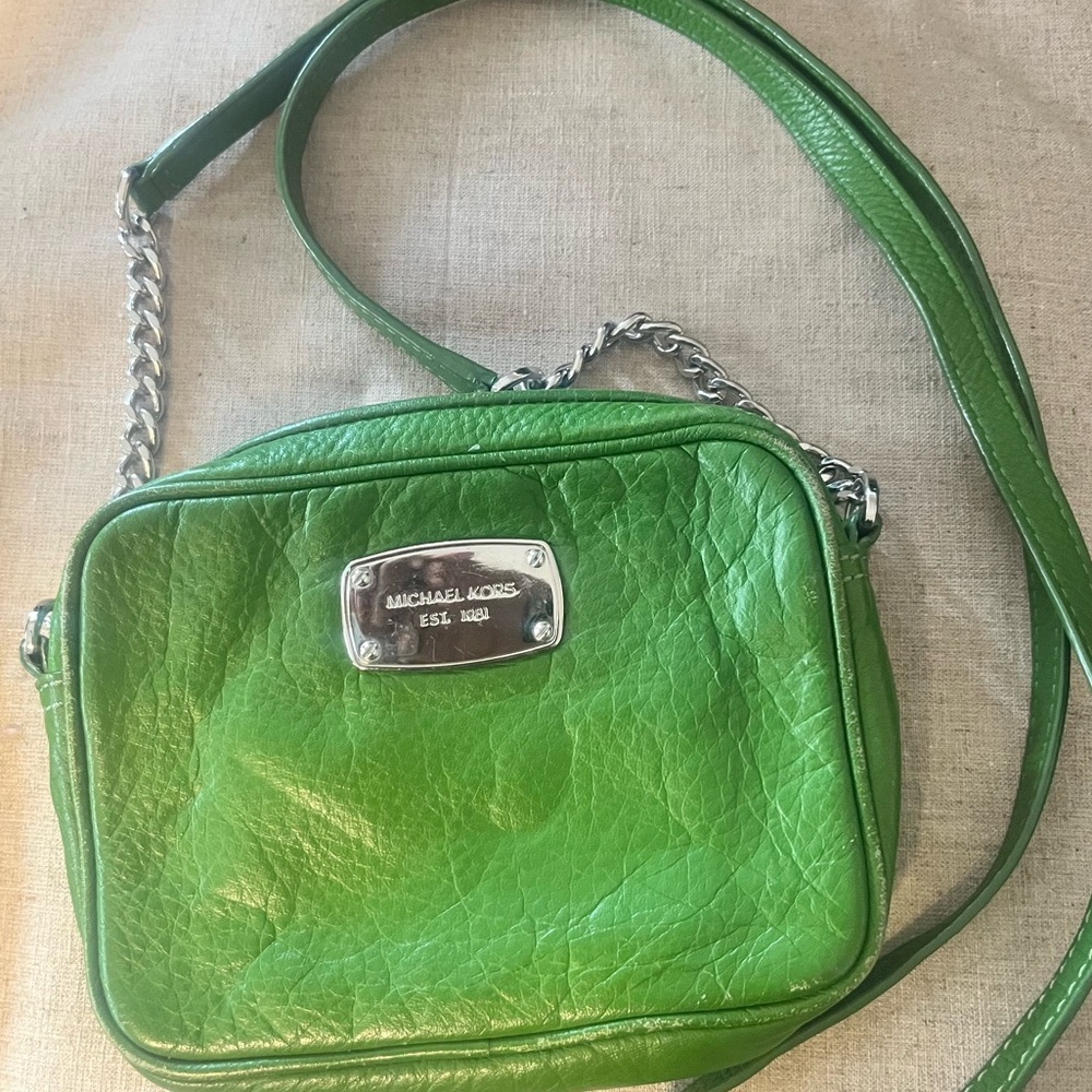 🍃 Green Michael Kors 6.5x5 Small Handbag/Purse -Perfect lightweight clean purse